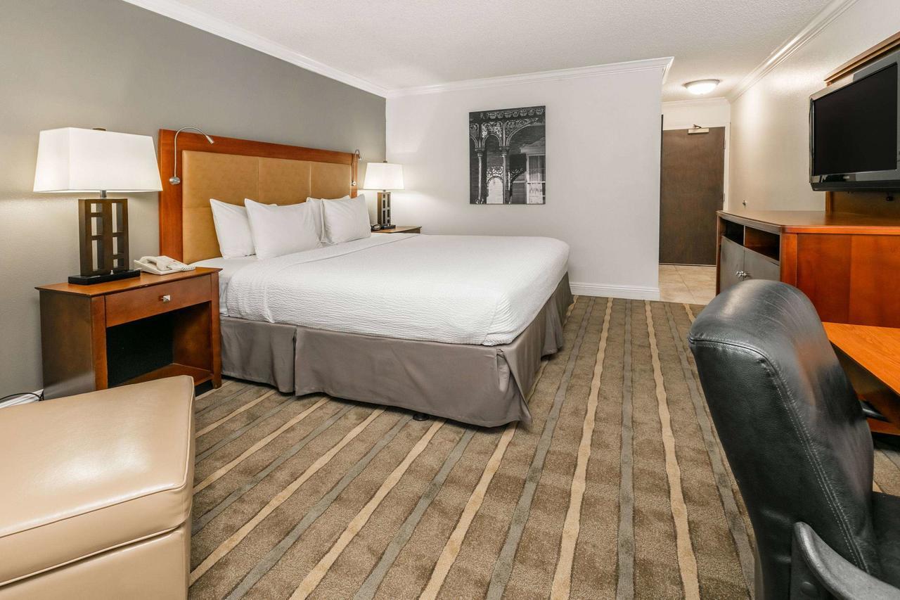 Richmond Inn & Suites Bâton-Rouge Extérieur photo